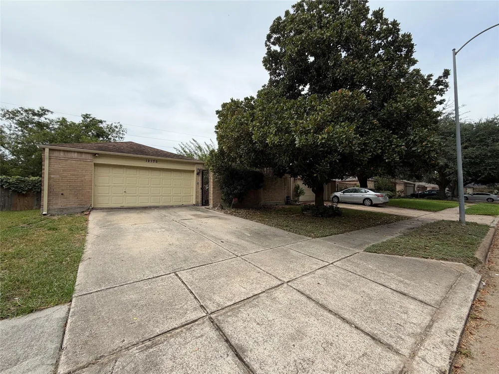 12175 Swords Creek Road Houston, TX 77067