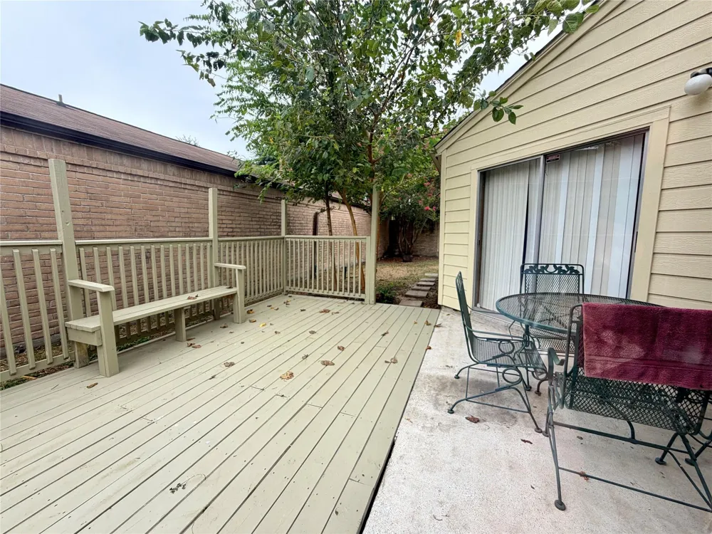 12175 Swords Creek Road Houston, TX 77067