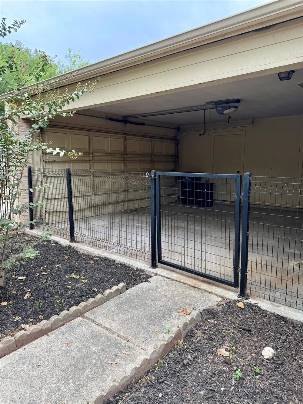 12175 Swords Creek Road Houston, TX 77067