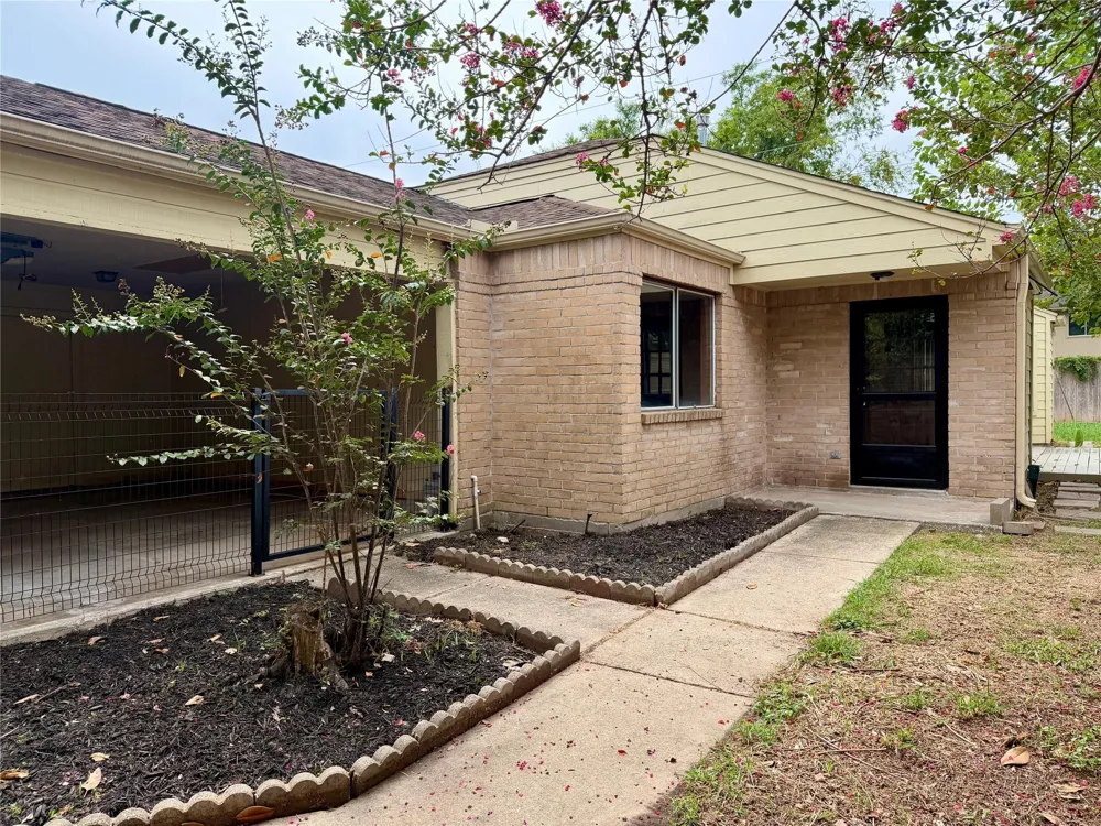 12175 Swords Creek Road Houston, TX 77067