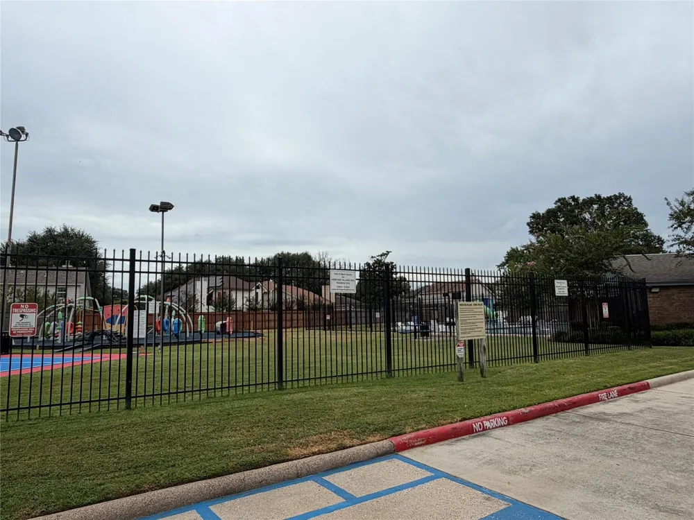 12175 Swords Creek Road Houston, TX 77067