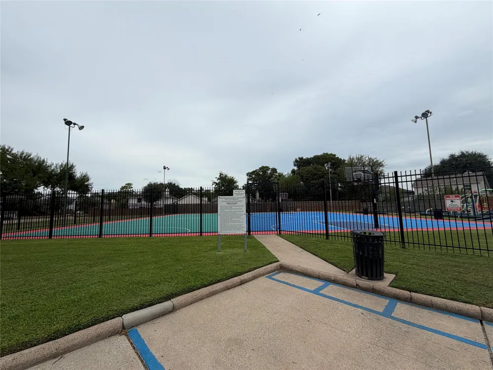 12175 Swords Creek Road Houston, TX 77067