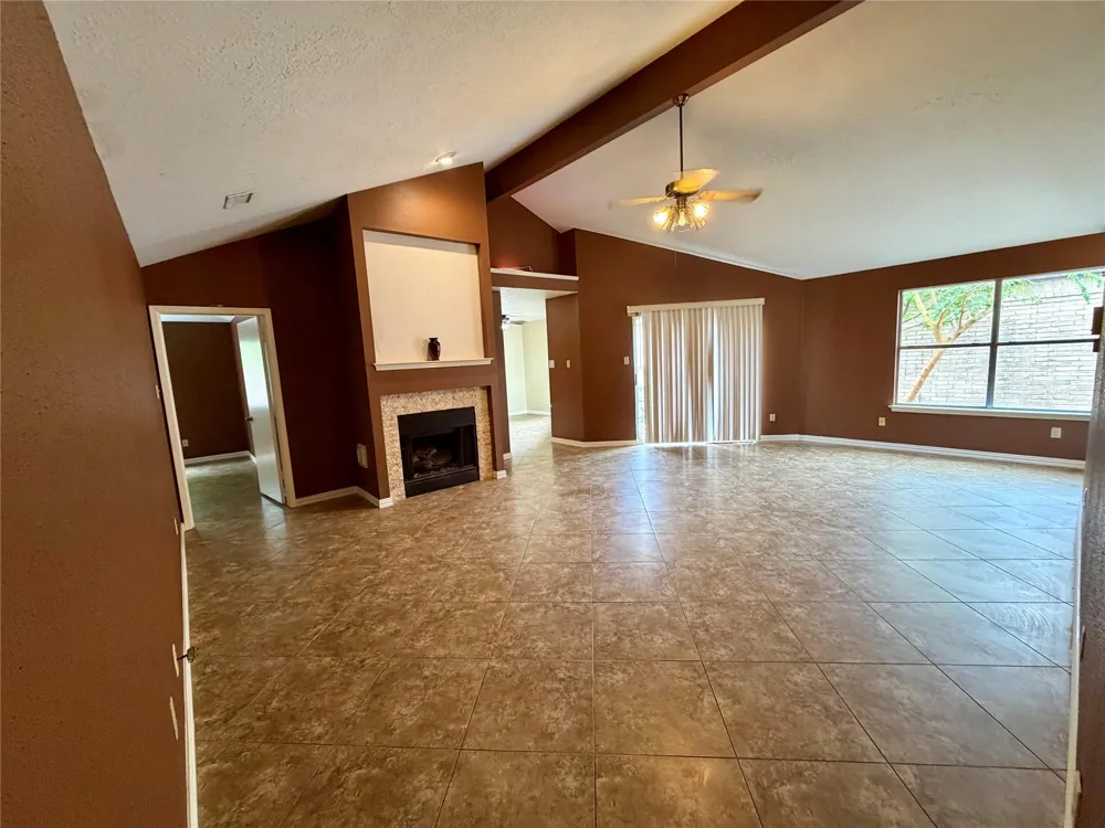 12175 Swords Creek Road Houston, TX 77067