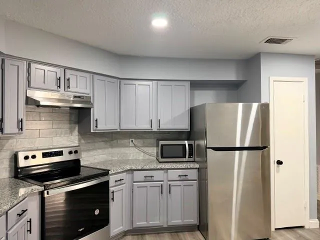 7202 Zieglers Grove Richmond, TX 77469