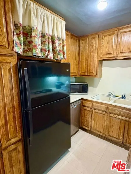 26833 Avenue Of The Oaks #A Newhall, CA 91321