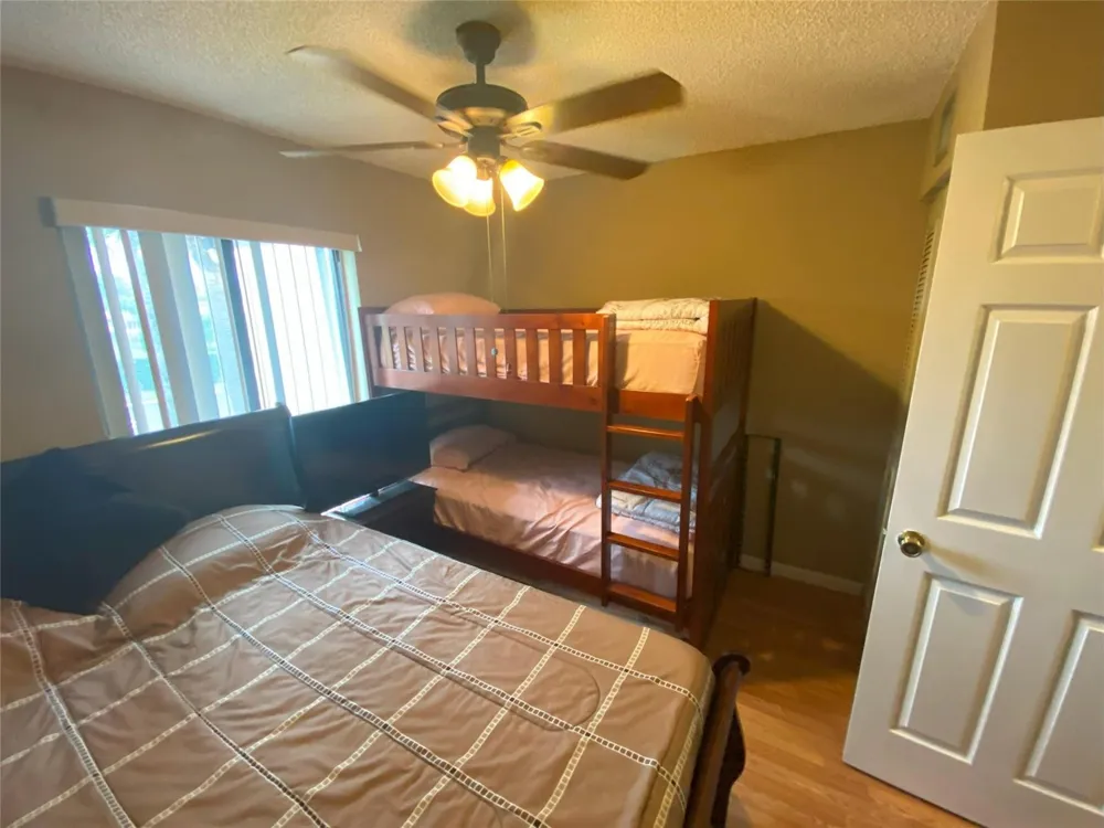 821 SKY PINE WAY #B2 