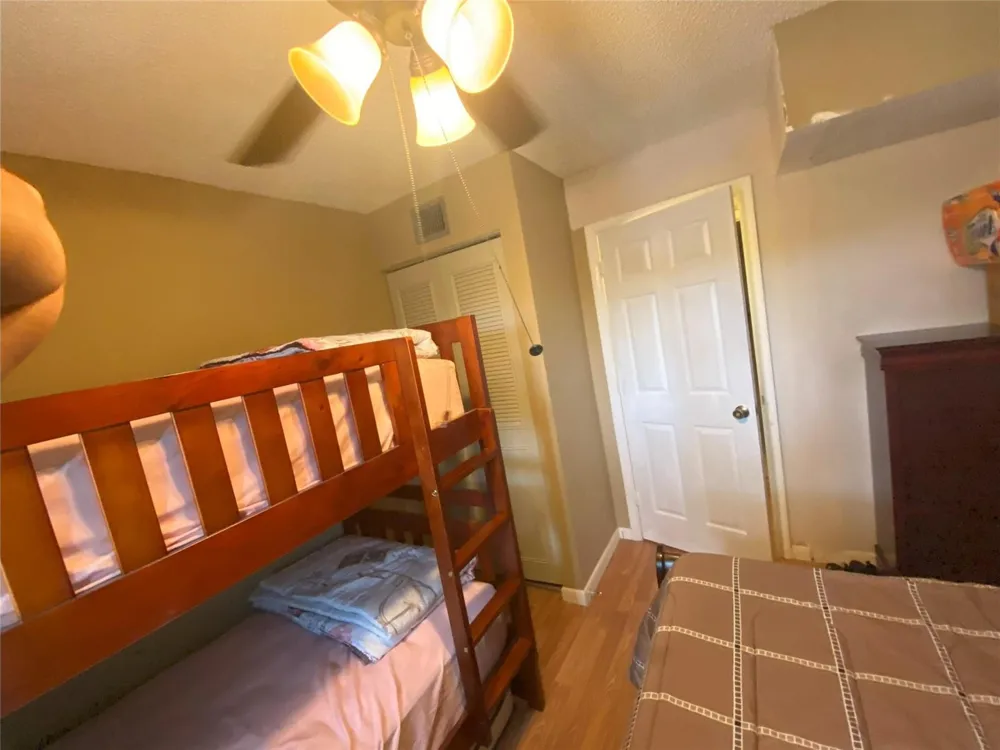 821 SKY PINE WAY #B2 