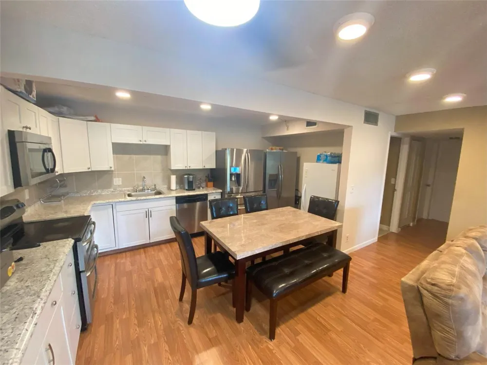 821 SKY PINE WAY #B2 