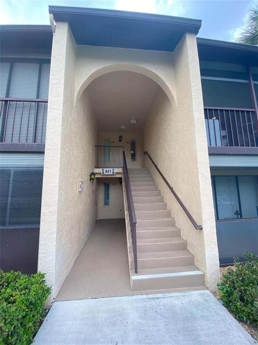 821 SKY PINE WAY #B2 