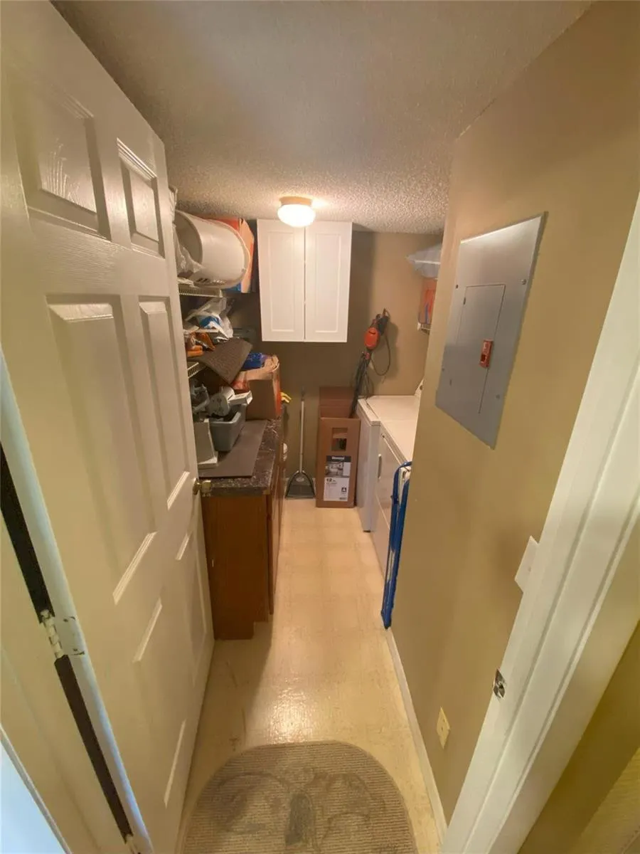 821 SKY PINE WAY #B2 