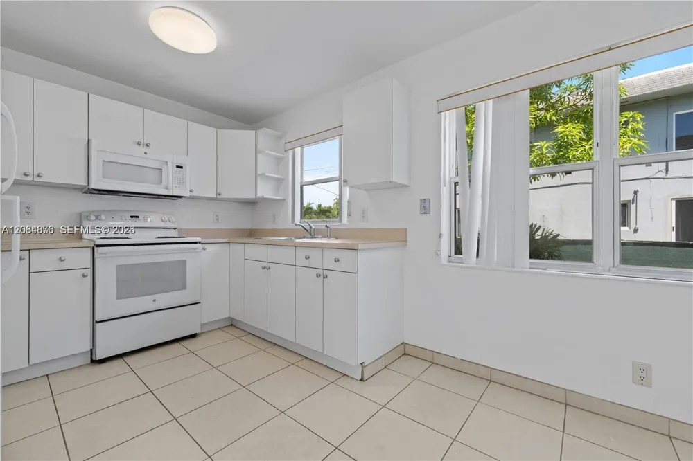 5207 SW 91st Ave #7 Cooper City, FL 33328