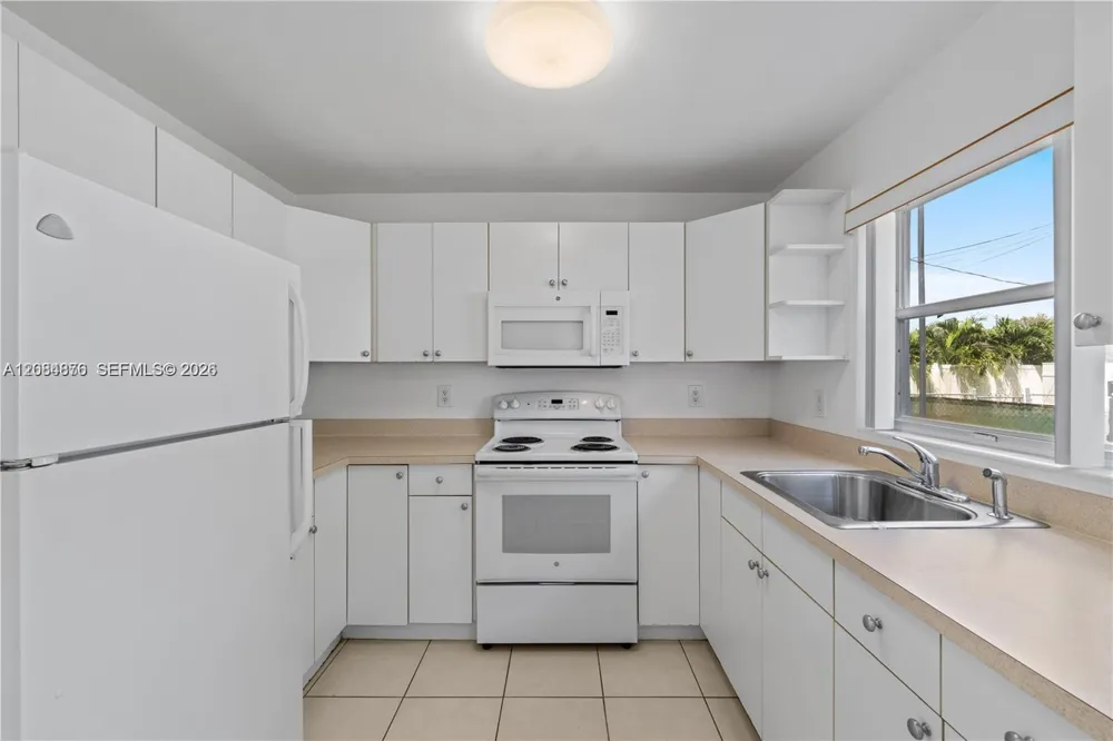 5207 SW 91st Ave #7 Cooper City, FL 33328