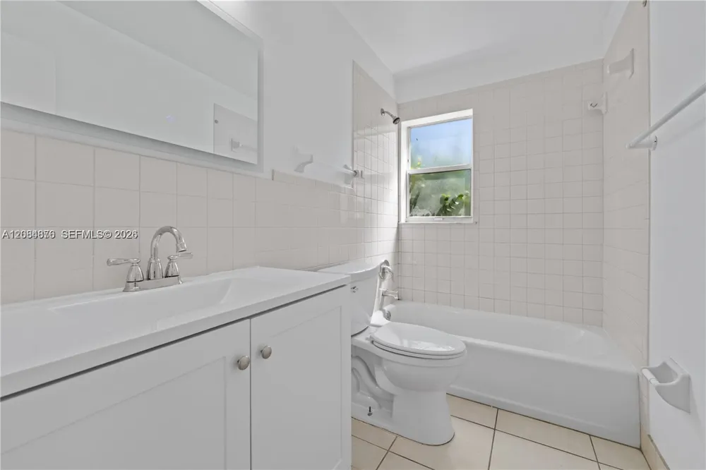 5207 SW 91st Ave #7 Cooper City, FL 33328