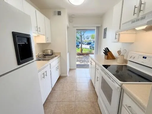 3001 NW 4TH TERRACE #151 Pompano Beach, FL 33064