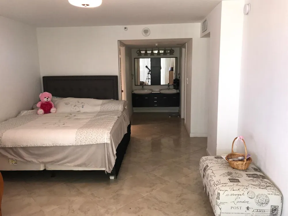 290 174TH STREET #L18 Sunny Isles Beach, FL 33160