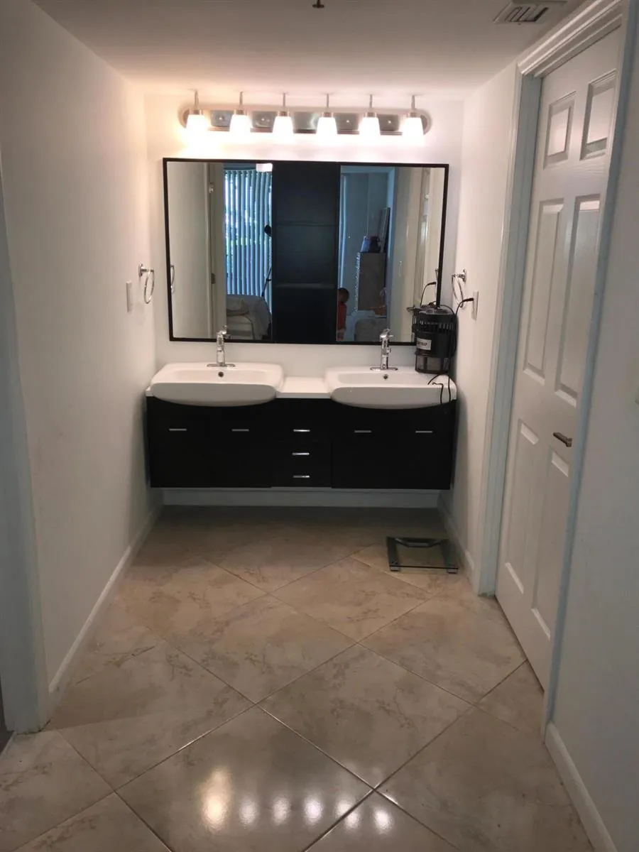 290 174TH STREET #L18 Sunny Isles Beach, FL 33160