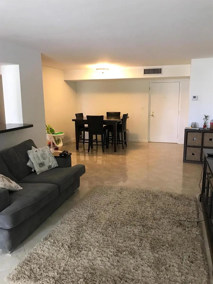 290 174TH STREET #L18 Sunny Isles Beach, FL 33160