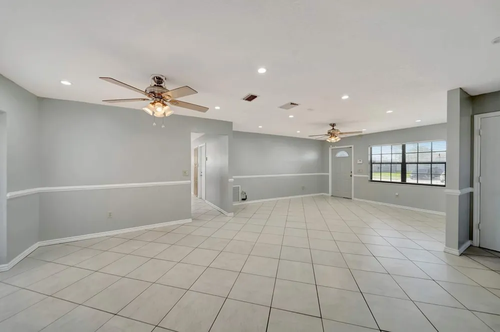 10941 GALLERY STREET Boca Raton, FL 33428