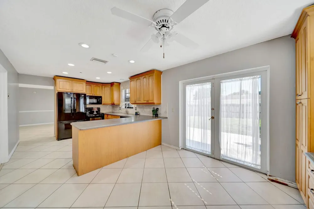 10941 GALLERY STREET Boca Raton, FL 33428