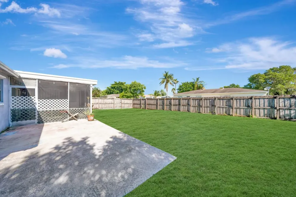 10941 GALLERY STREET Boca Raton, FL 33428