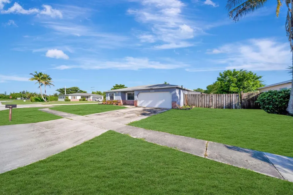 10941 GALLERY STREET Boca Raton, FL 33428