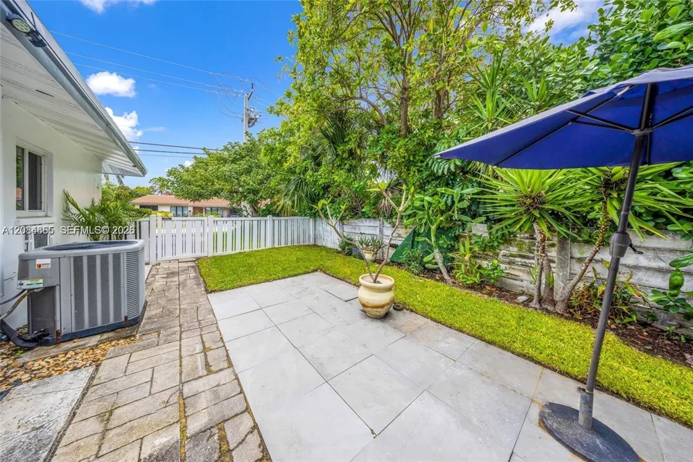1320 NE 27th Ave #3 Pompano Beach, FL 33062