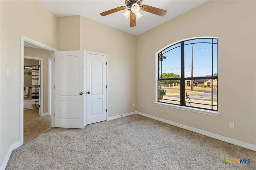3375 Upton Drive Kempner, TX 76539