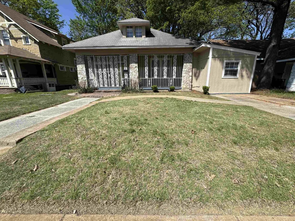 1570 E MCLEMORE AVE Memphis, TN 38106