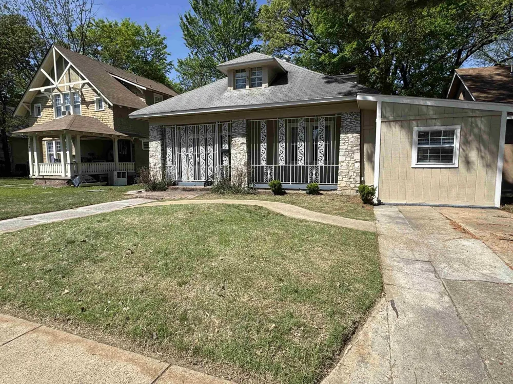 1570 E MCLEMORE AVE Memphis, TN 38106