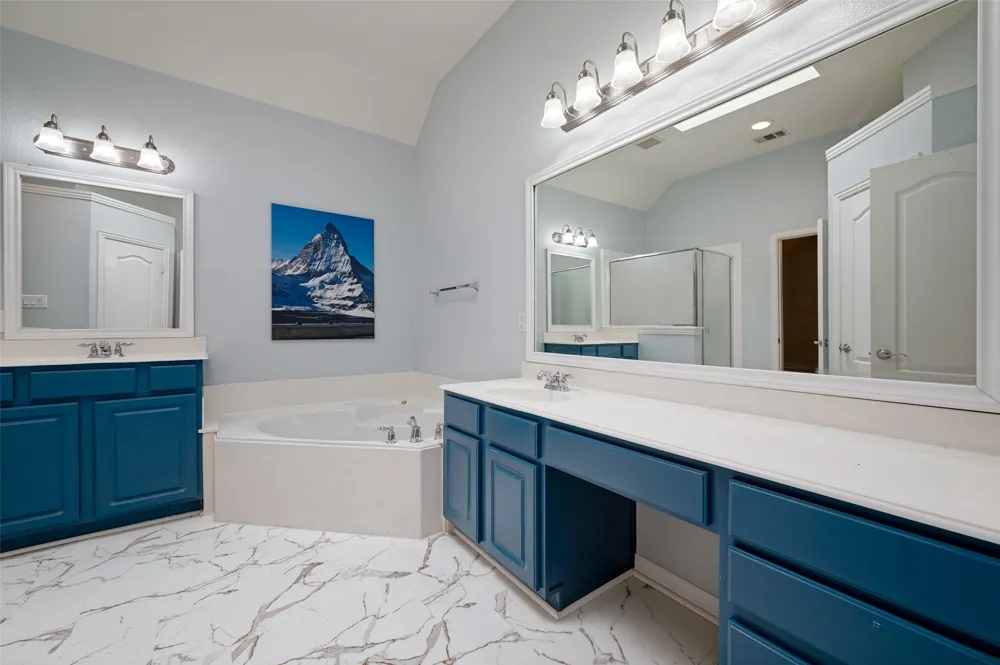 4582 ROCK CREEK LANE Frisco, TX 75034