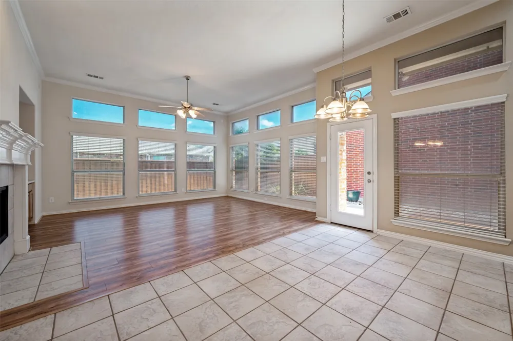 4582 ROCK CREEK LANE Frisco, TX 75034