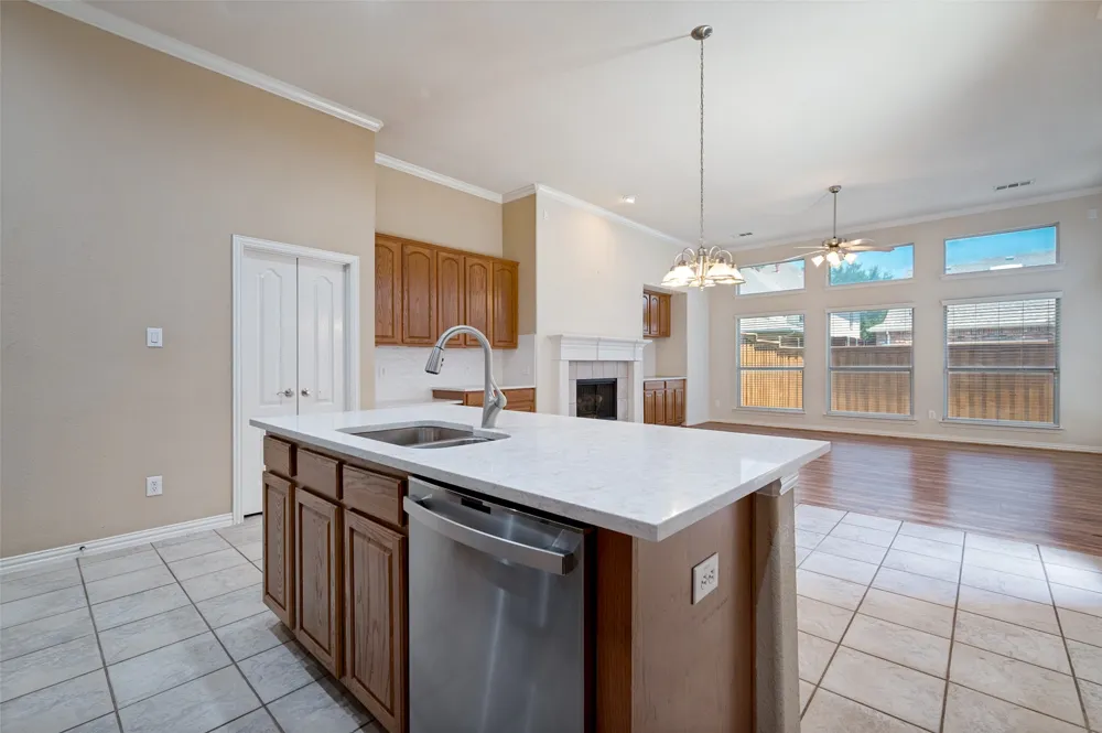4582 ROCK CREEK LANE Frisco, TX 75034