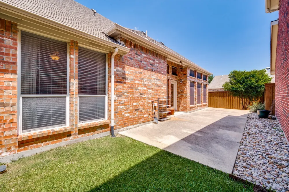 4582 ROCK CREEK LANE Frisco, TX 75034