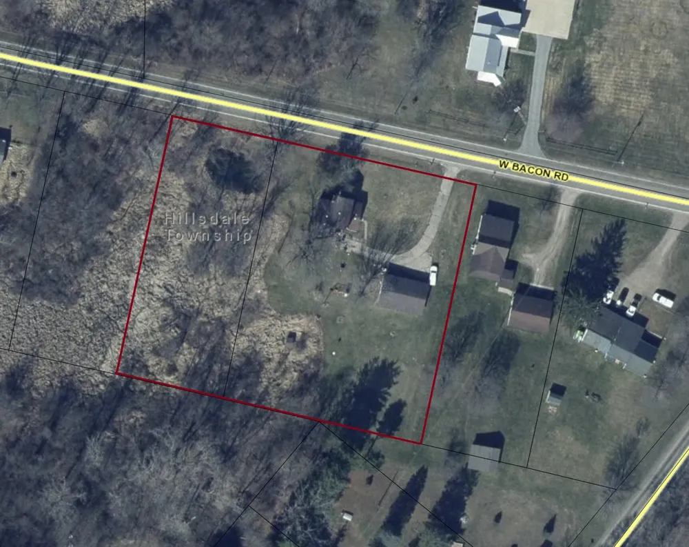3871 W Bacon Road Hillsdale, MI 49242