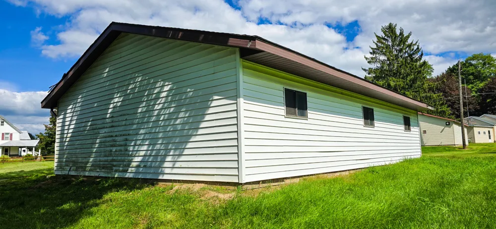 3871 W Bacon Road Hillsdale, MI 49242