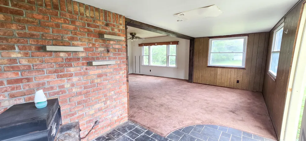 3871 W Bacon Road Hillsdale, MI 49242