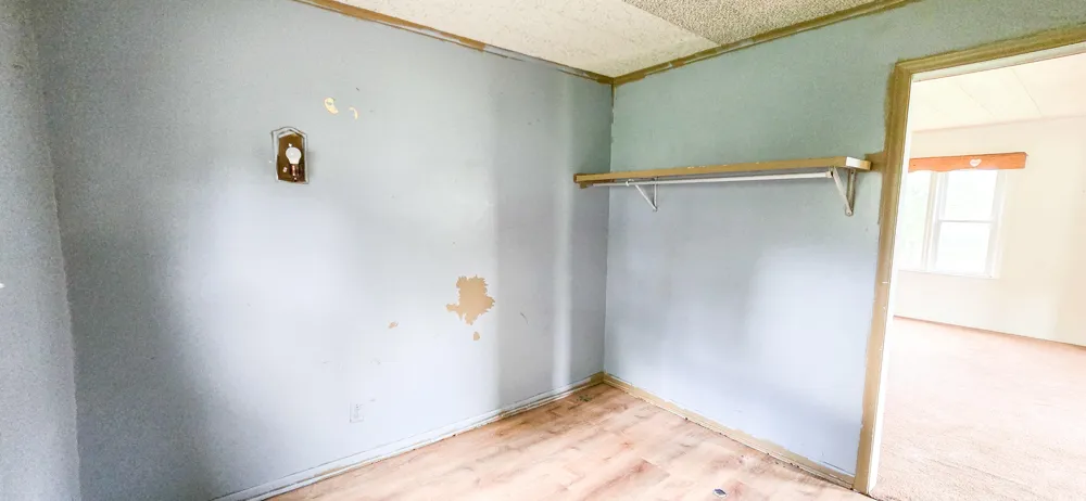 3871 W Bacon Road Hillsdale, MI 49242
