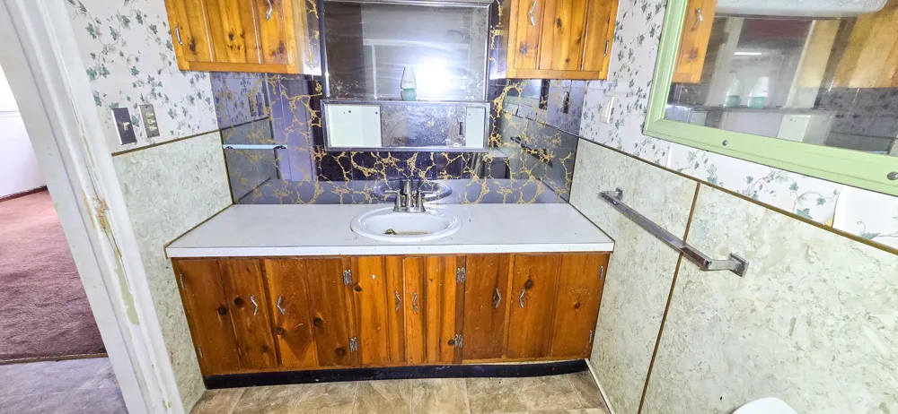 3871 W Bacon Road Hillsdale, MI 49242
