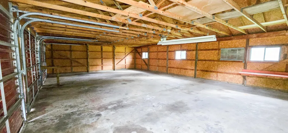 3871 W Bacon Road Hillsdale, MI 49242