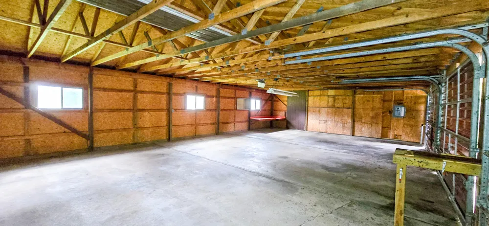 3871 W Bacon Road Hillsdale, MI 49242