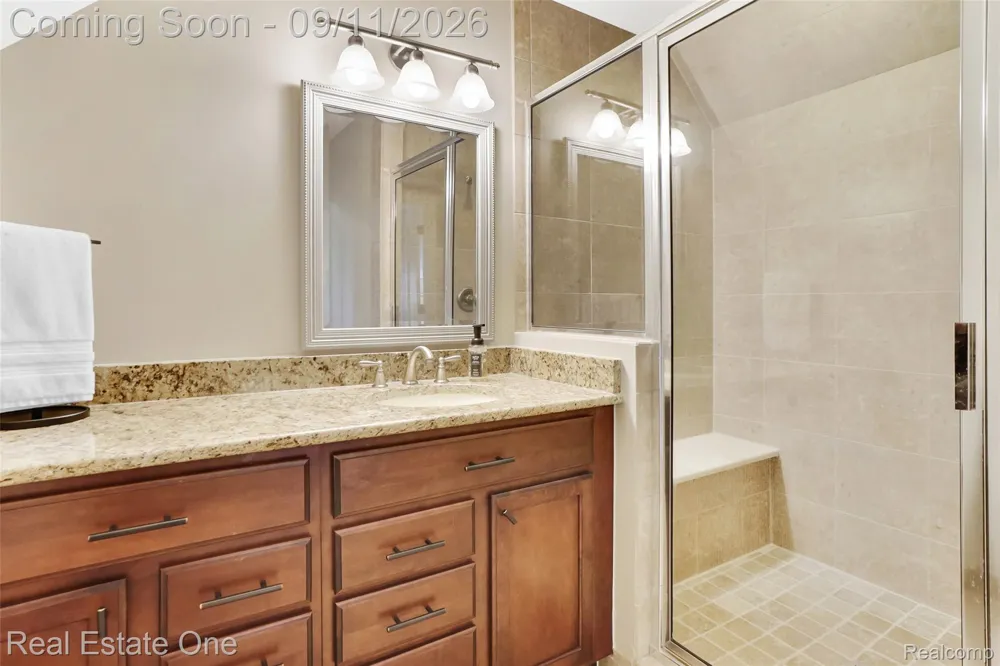 26690 Kentucky Court Lyon Charter Township, MI 48178