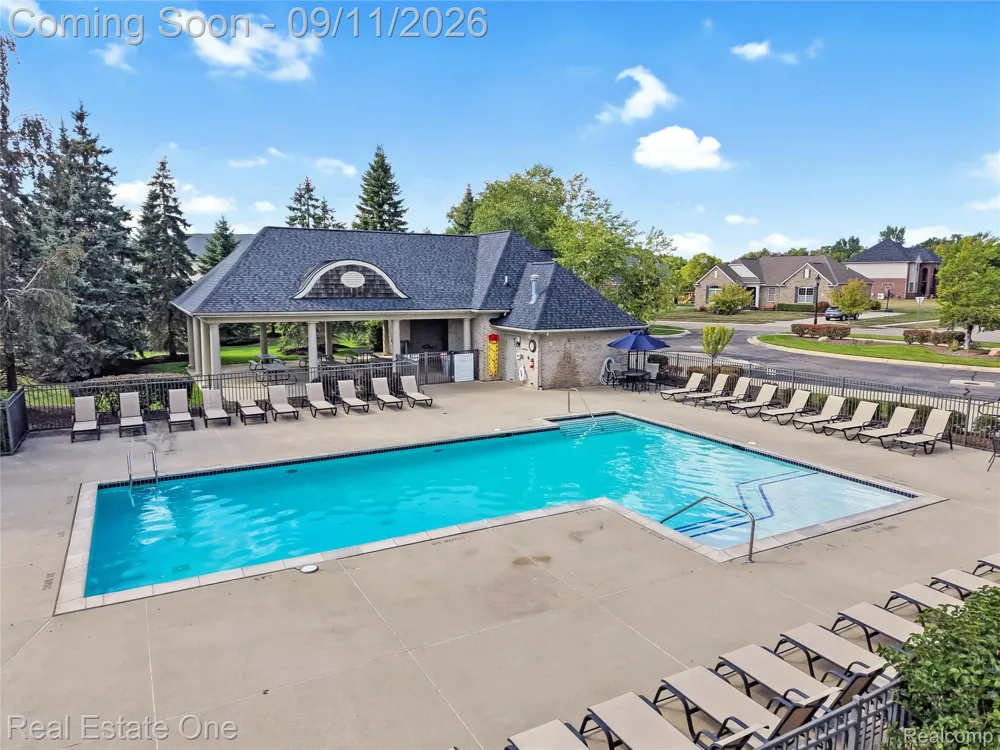 26690 Kentucky Court Lyon Charter Township, MI 48178