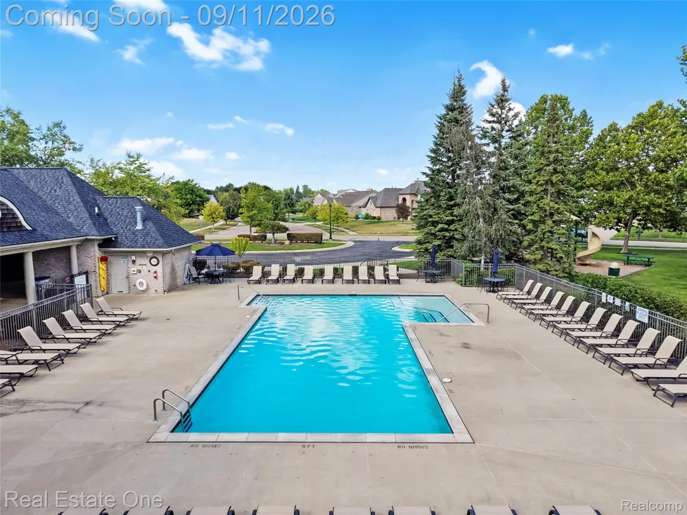 26690 Kentucky Court Lyon Charter Township, MI 48178