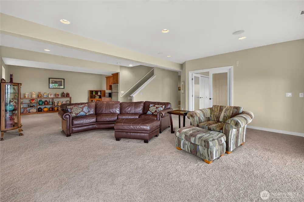 2390 Catalina Drive East Wenatchee, WA 98802