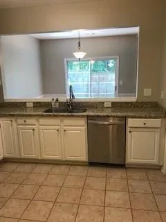 134 Regent Place Woodstock, GA 30188