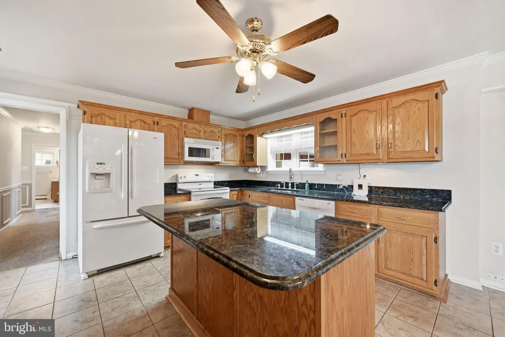 19 DAIRY LANE Barto, PA 19504