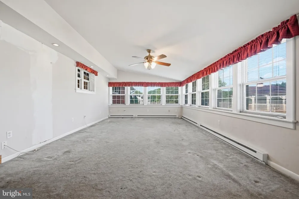 19 DAIRY LANE Barto, PA 19504