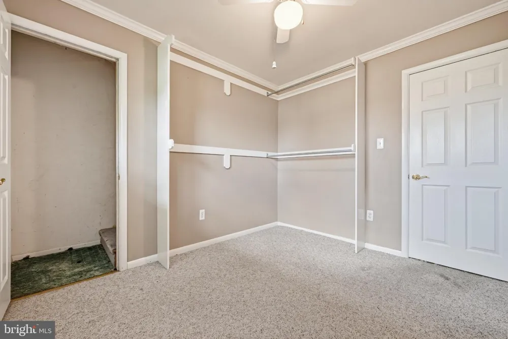 19 DAIRY LANE Barto, PA 19504