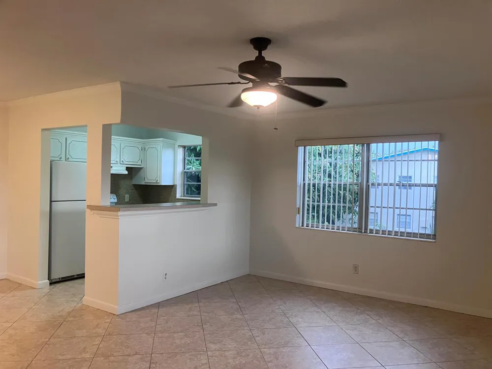 209 CAMDEN I West Palm Beach, FL 33417