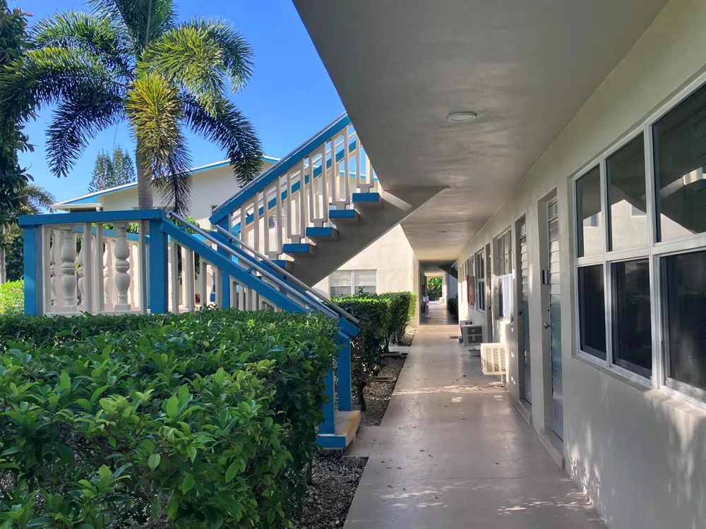209 CAMDEN I West Palm Beach, FL 33417